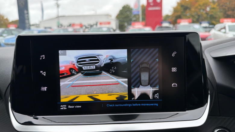 Peugeot 208 1.2 PureTech 100 Allure Premium 5dr Petrol Hatchback